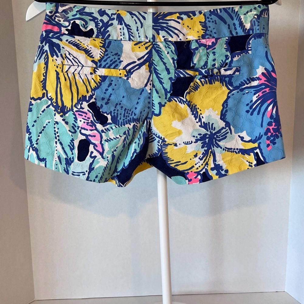 Lilly Pulitzer Floral Jean Shorts in Blue, Yellow & Mint Size 0